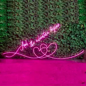 Kişiye Özel Kalp Figürlü Led Neon Yazı Tasarımı